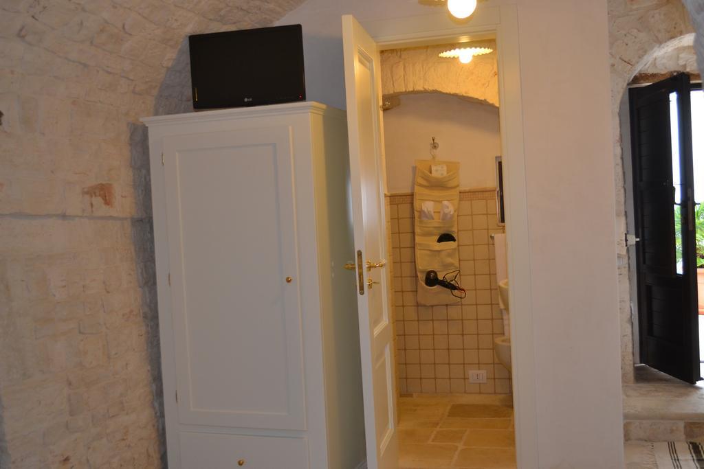 Trullo De Amicis N 5 Otel Alberobello Oda fotoğraf